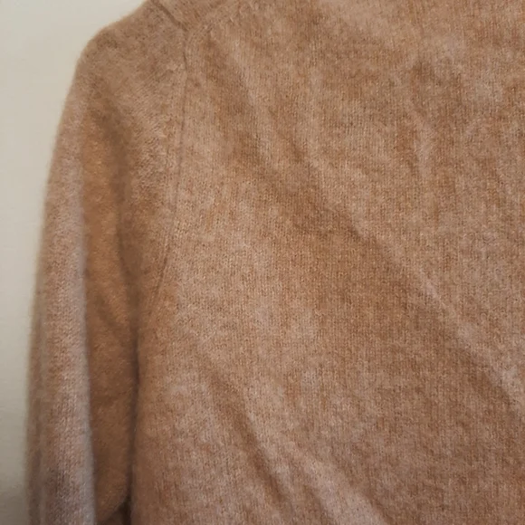 *SOLD* Lord & Taylor 100% Cashmere Crew Neck Cardigan Sweater Tan - Picture 16 of 16